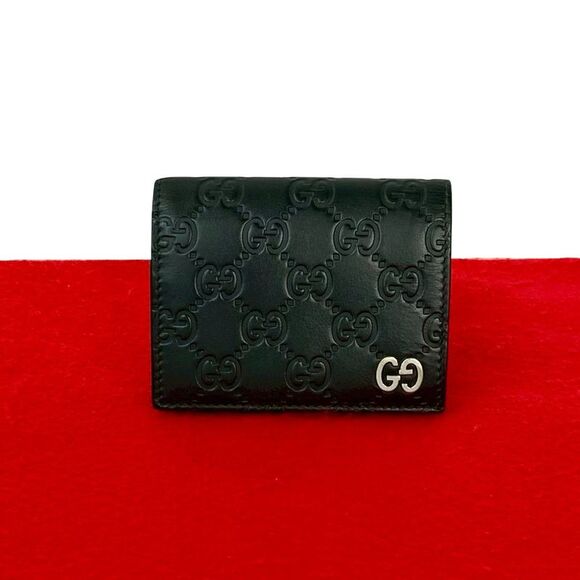 Gucci Other - Gucci GG Logo Leather Wallet